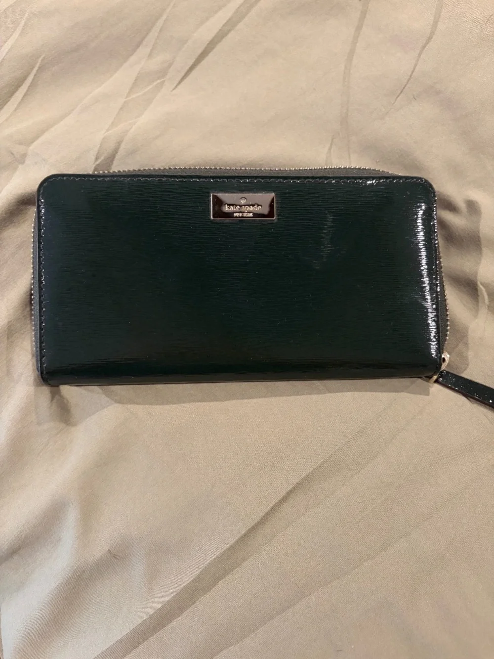 Beautiful New Kate Spade Green Full Sized Wallet